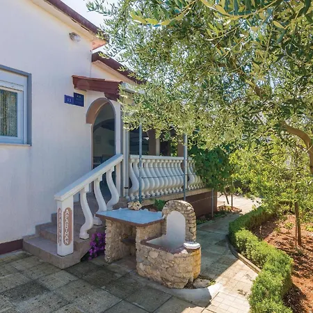 Apartment Vir With Sea View 12 아파트